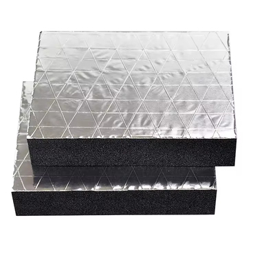 Odporność na starzenie Samoprzylepna pianka gumowa EPDM o zamkniętych komórkach z folią aluminiową